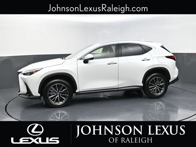 2024 Lexus NX 250 photo 2