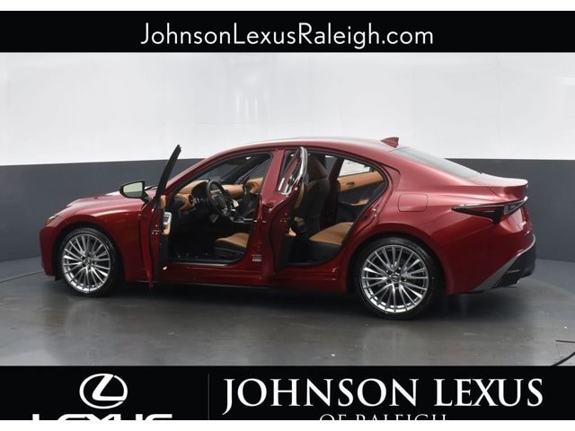2025 Lexus IS 300 - Photo 33