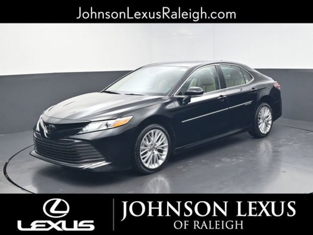 Used 2019 Toyota Camry XLE Sedan