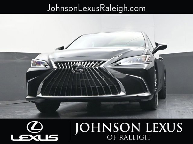 2025 Lexus ES 350's photo