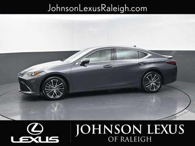 2025 Lexus ES 300h Base photo 2