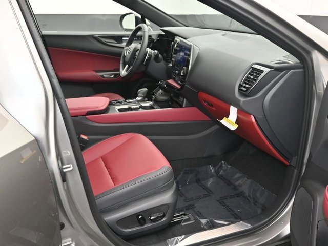 2026 Lexus NX 350h - Photo 11
