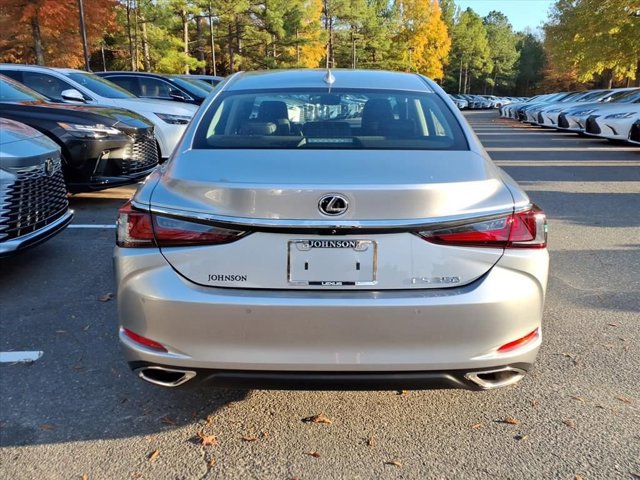 2025 Lexus ES 350 photo 4