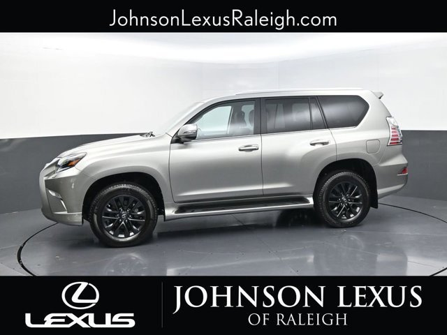 2023 Lexus GX 460 photo 2