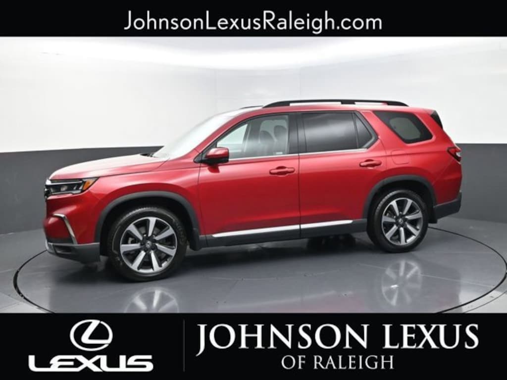 Used 2024 Honda Pilot Touring SUV