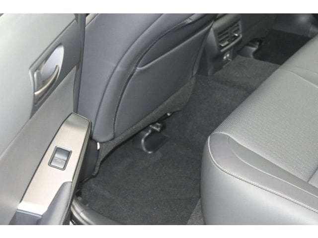 2026 Lexus IS 350 F SPORT - Photo 12