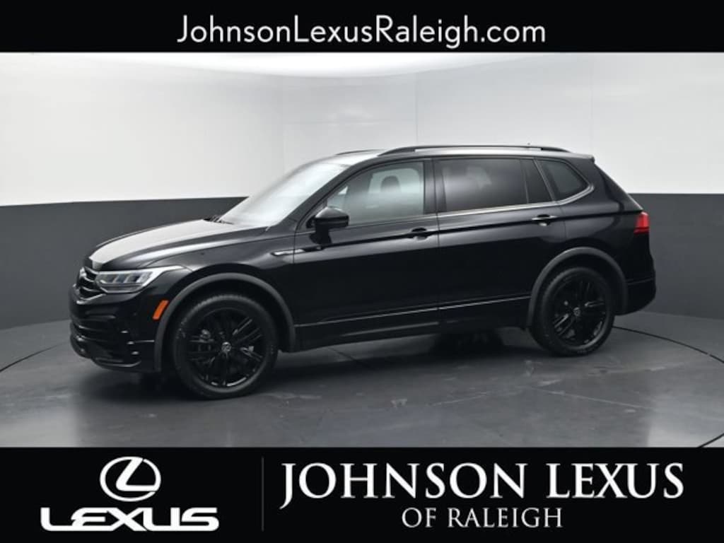 Used 2022 Volkswagen Tiguan 2.0T SE R-Line Black