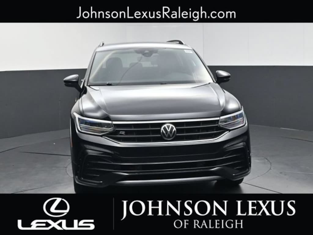 Used 2022 Volkswagen Tiguan 2.0T SE R-Line Black