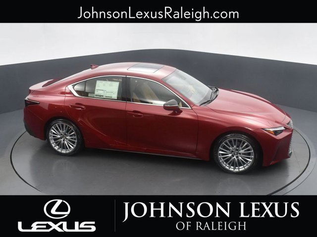 2025 Lexus IS 300 - Photo 26