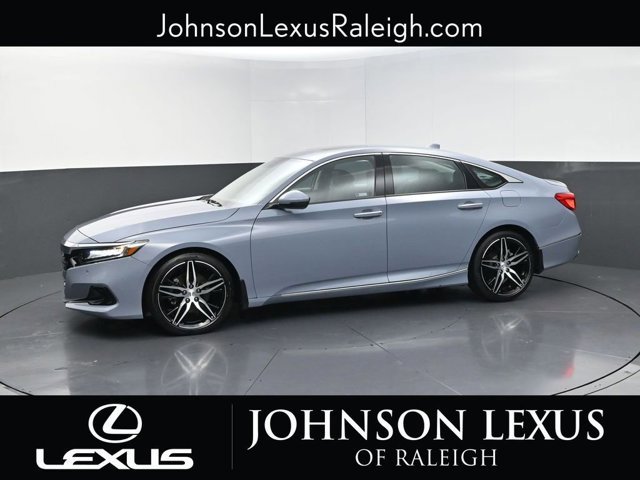 2022 Honda Accord Touring 2.0T photo 2