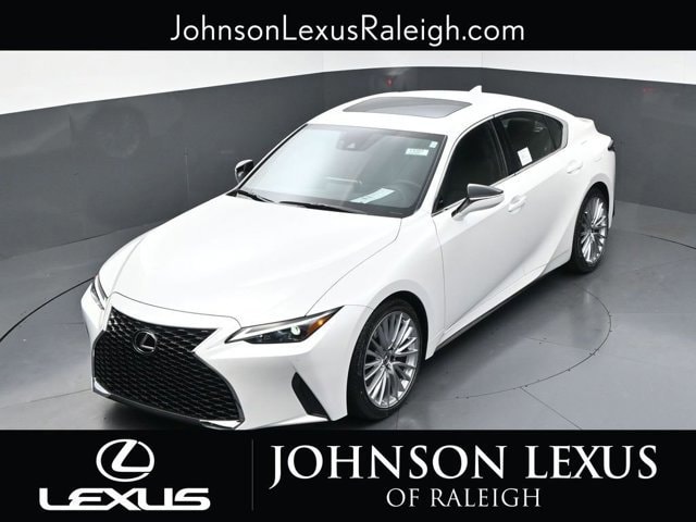 2025 Lexus IS 300 - Photo 24