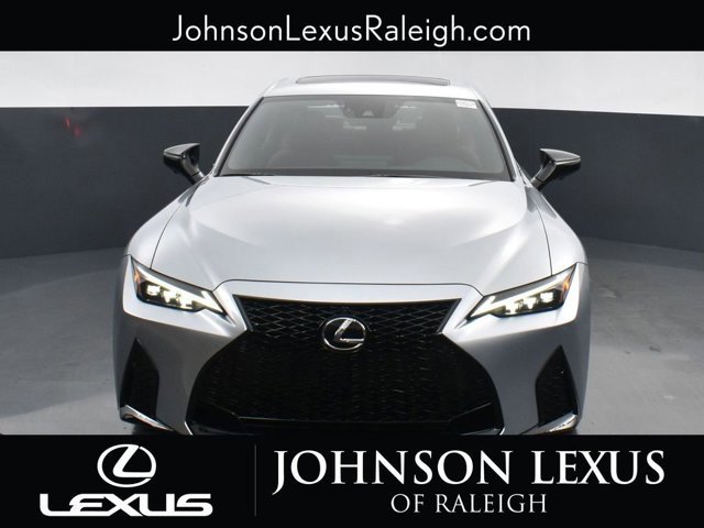 2024 Lexus IS 350 F SPORT photo 4