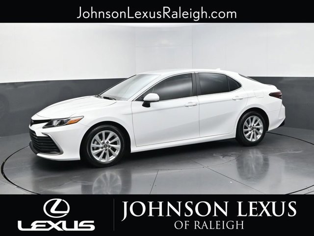 2023 Toyota Camry LE FWD photo