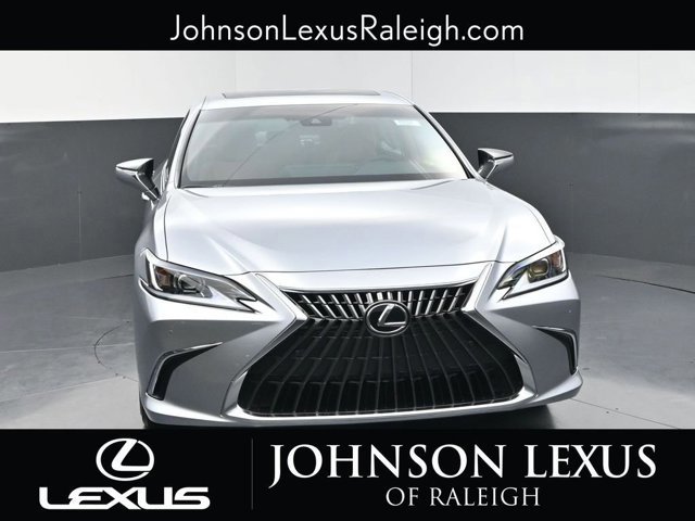 2025 Lexus ES 350 photo 4