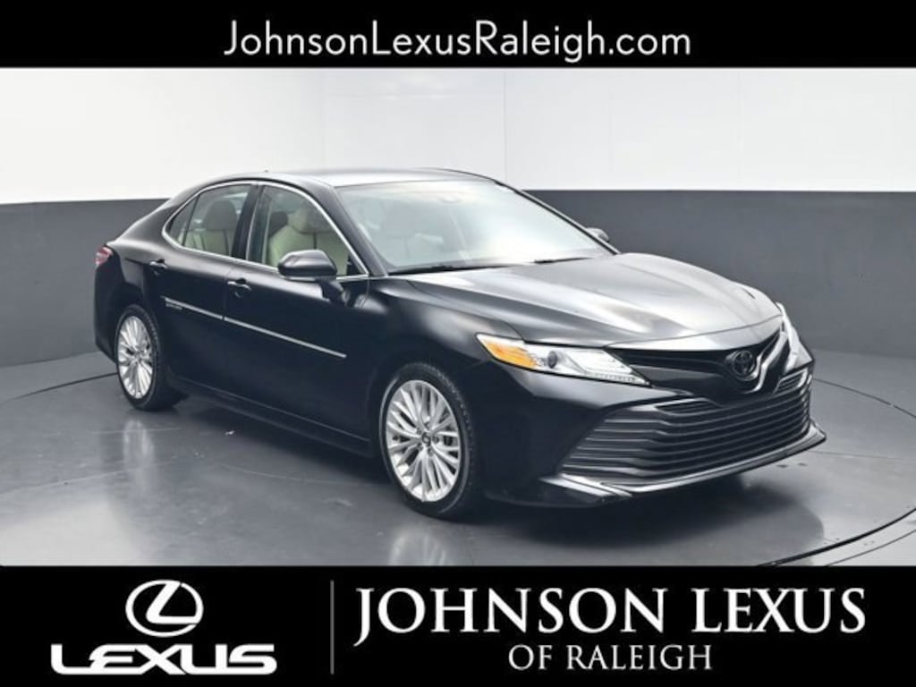 Used 2019 Toyota Camry XLE Sedan