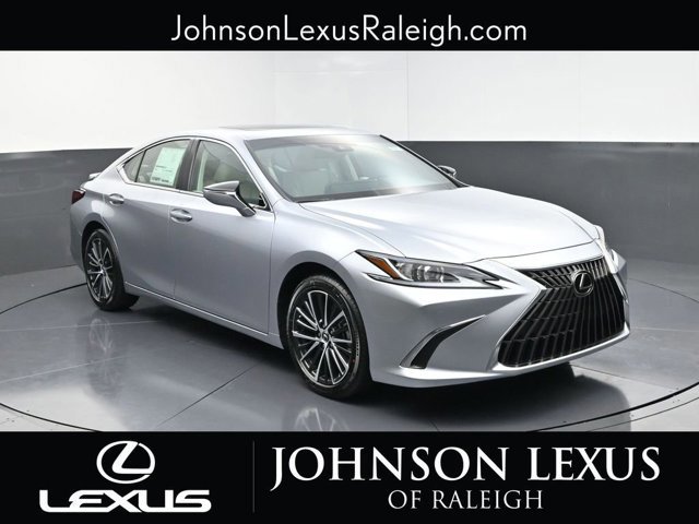 2025 Lexus ES 300h photo 3