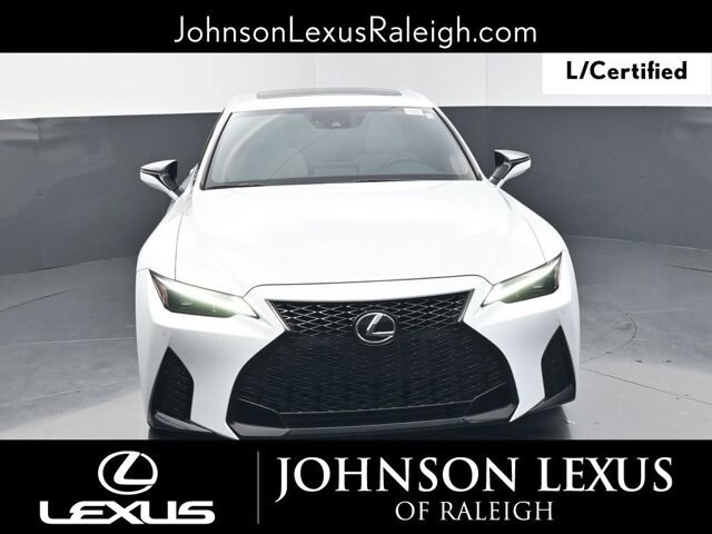2021 Lexus IS 350 F SPORT photo 4