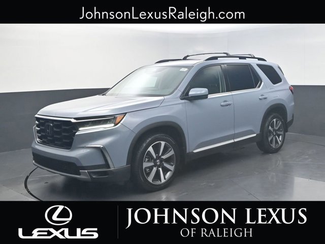 2025 Honda Pilot Touring's photo