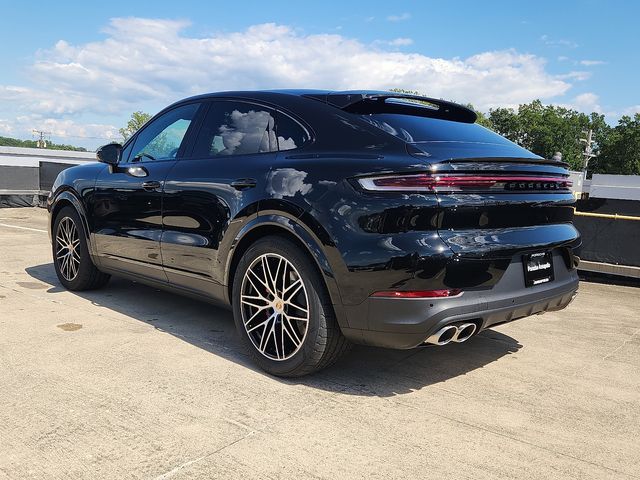 2026 Porsche Cayenne Coupe S photo 3