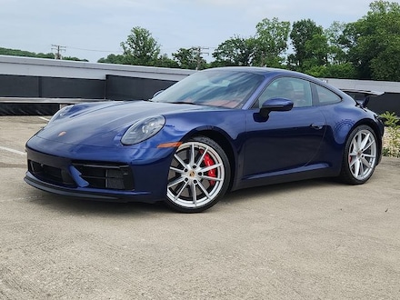 2024 Porsche 911 Carrera 4 GTS Coupe