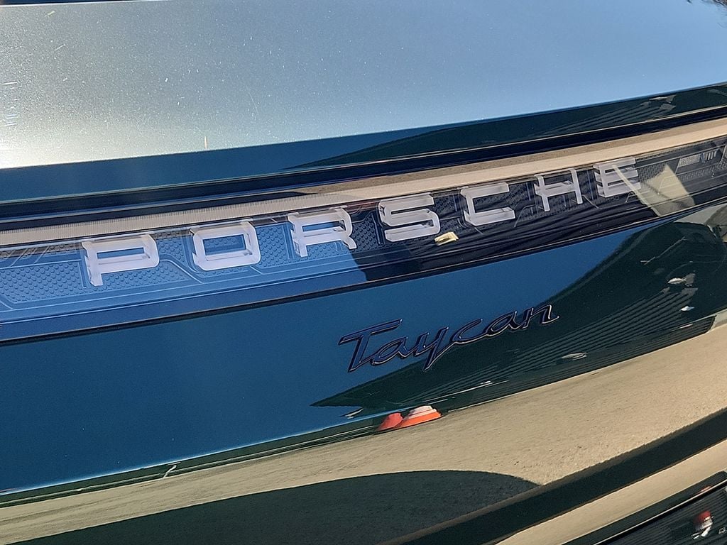 2025 Porsche Taycan Base - Photo 27