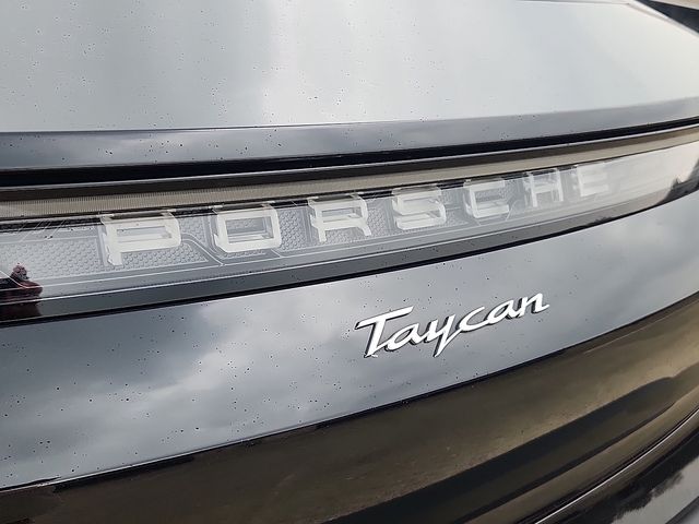 2025 Porsche Taycan Base - Photo 28