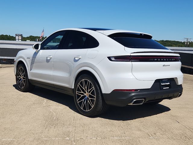 2026 Porsche Cayenne E-Hybrid Coupe photo 2