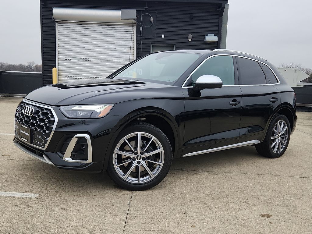 2022 Audi SQ5 Premium's photo