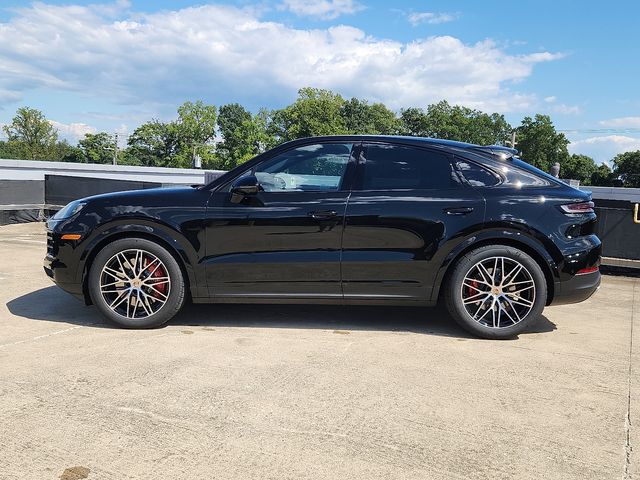 2026 Porsche Cayenne Coupe S photo 2