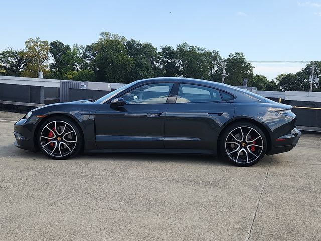 2025 Porsche Taycan 4S photo 2