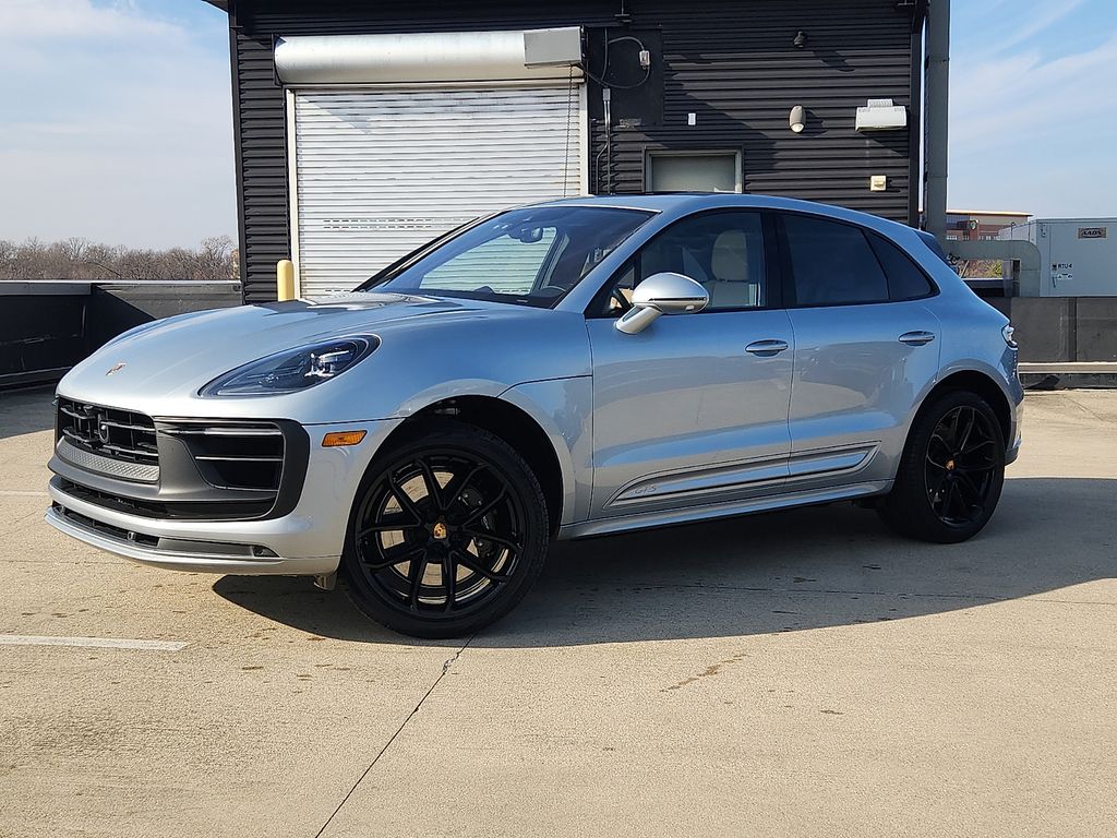 2024 Porsche Macan GTS