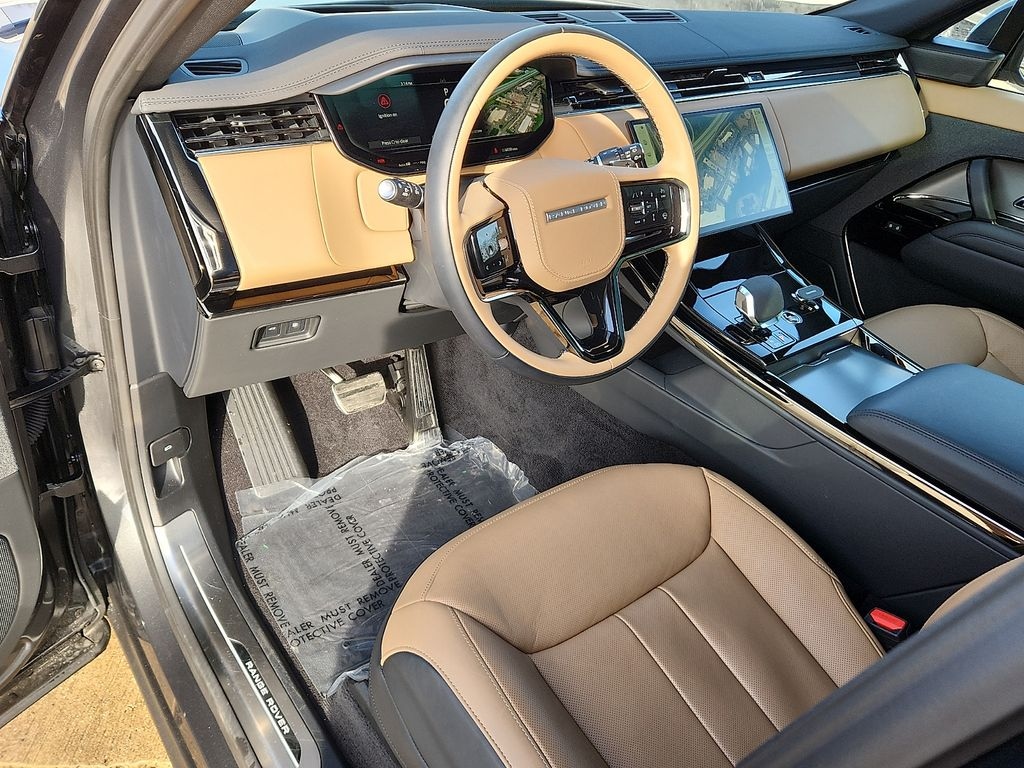 Used 2025 Land Rover Range Rover Sport Plug-in Hybrid Dynamic SE SUV