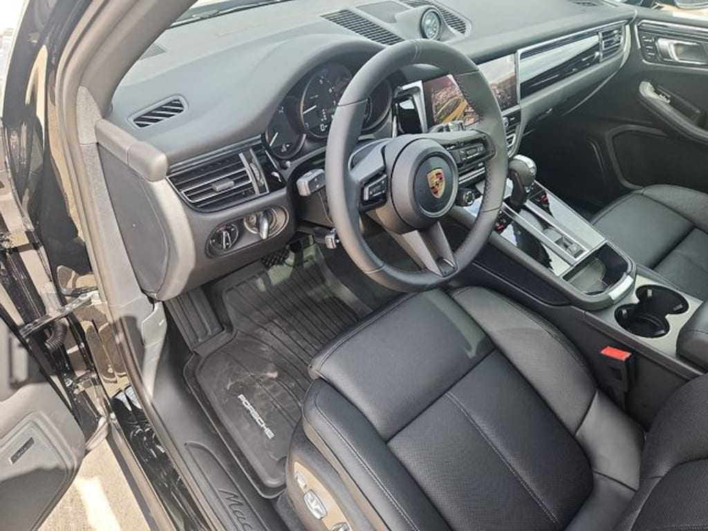 New 2026 Porsche Macan SUV