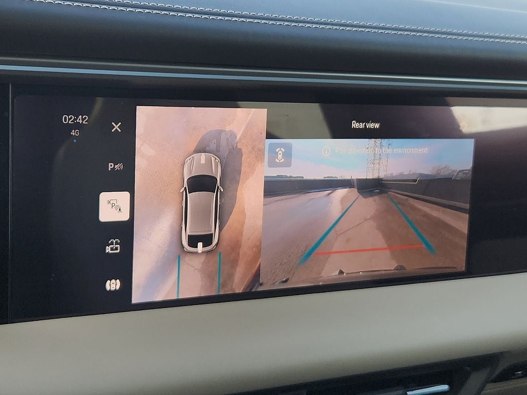 2025 Porsche Macan S - Photo 19
