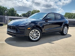2026 Porsche Macan SUV