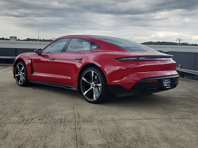 2022 Porsche Taycan 4S photo 3