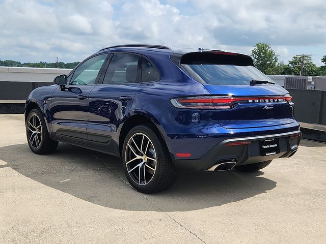 2026 Porsche Macan T photo 3