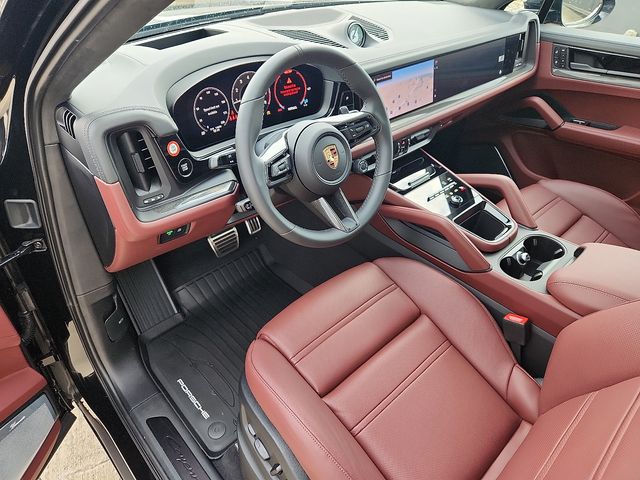 2026 Porsche Cayenne Coupe GTS photo 4