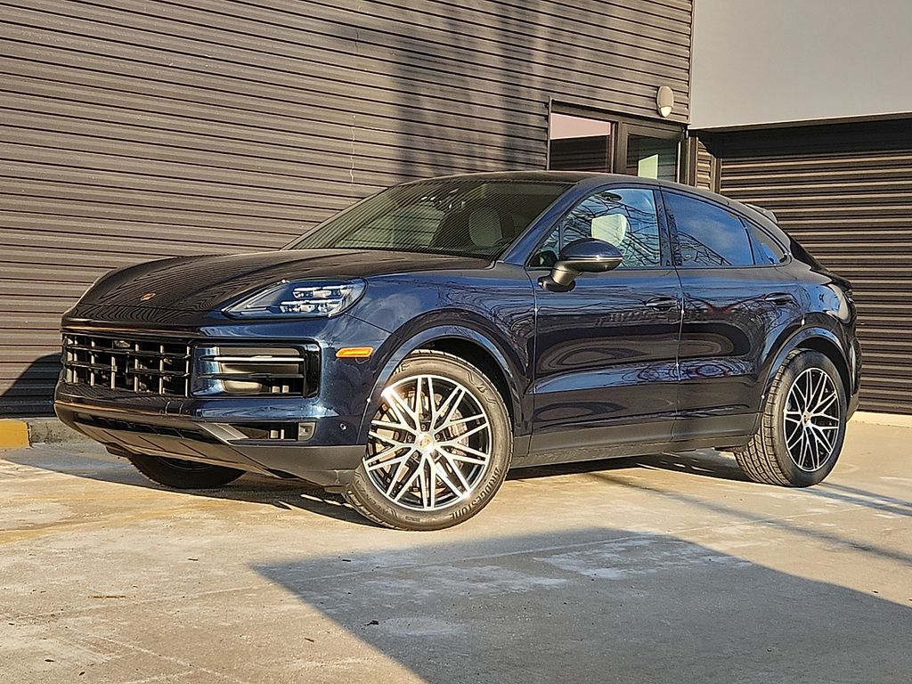 2025 Porsche Cayenne Coup Base