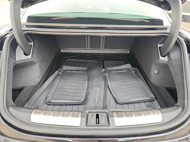2025 Porsche Taycan Base - Photo 27