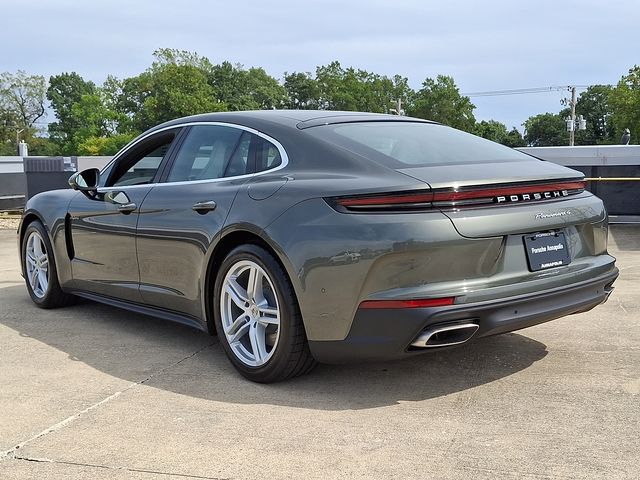 2026 Porsche Panamera E-Hybrid 4 photo 3