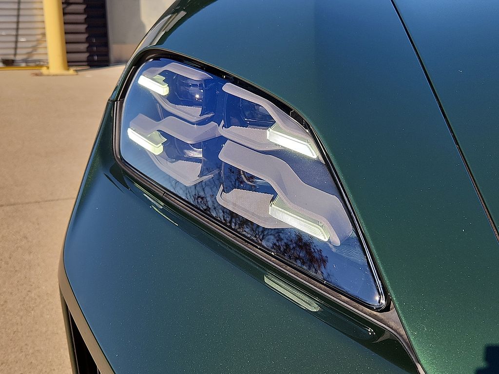 2025 Porsche Taycan Base - Photo 9