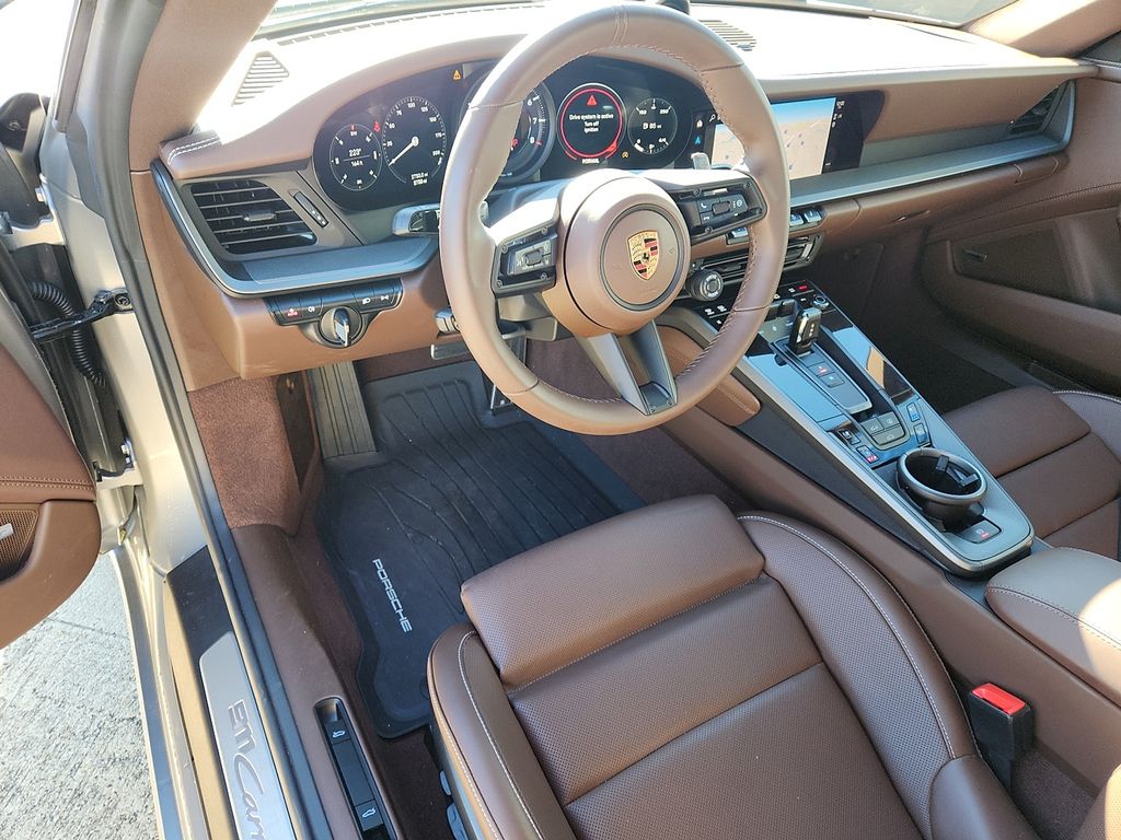 2024 Porsche 911 S photo 4