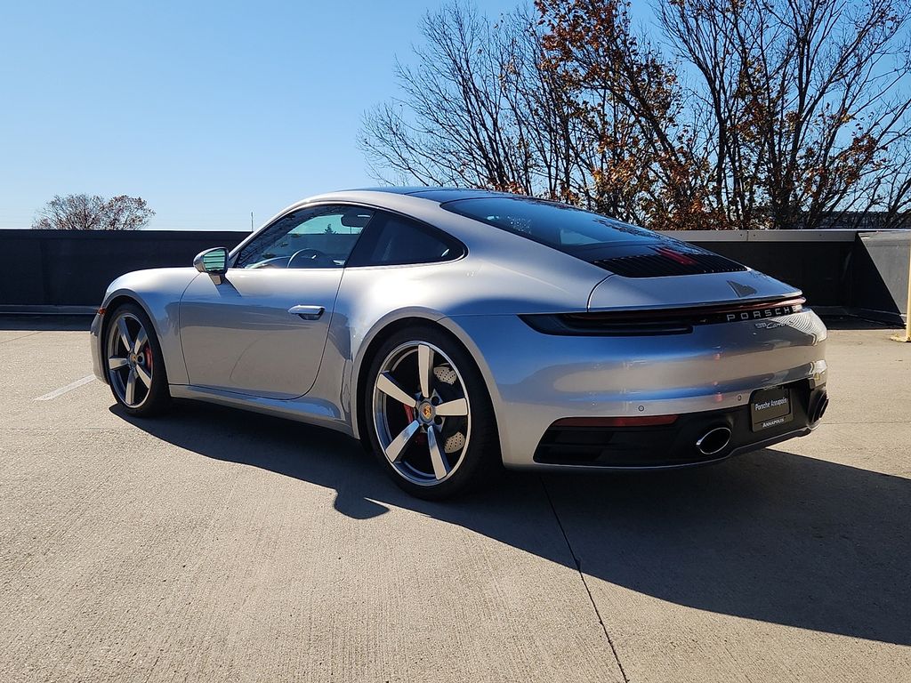 2024 Porsche 911 S photo 3