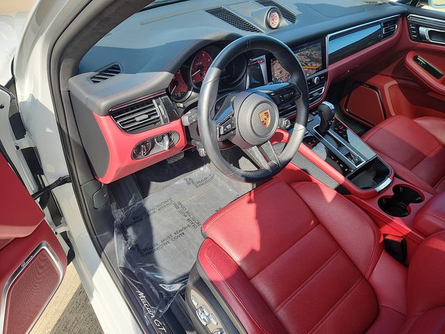 2022 Porsche Macan GTS photo 3