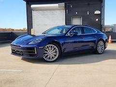 2026 Porsche Panamera 4 Hatchback