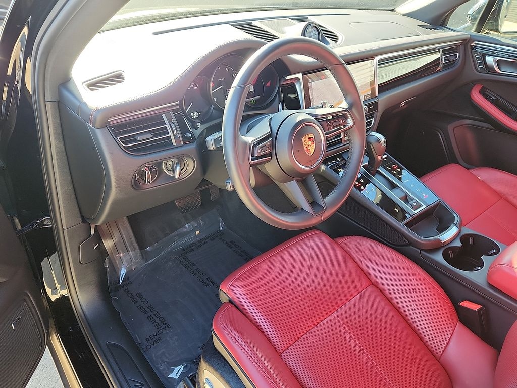 Certified 2025 Porsche Macan SUV
