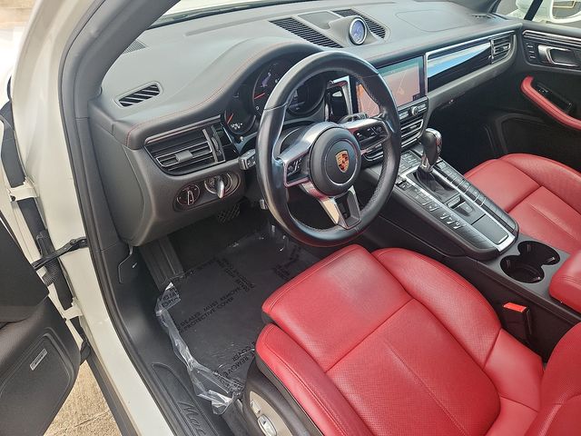 2019 Porsche Macan photo 3