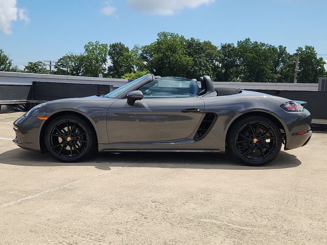 2025 Porsche Boxster photo 2