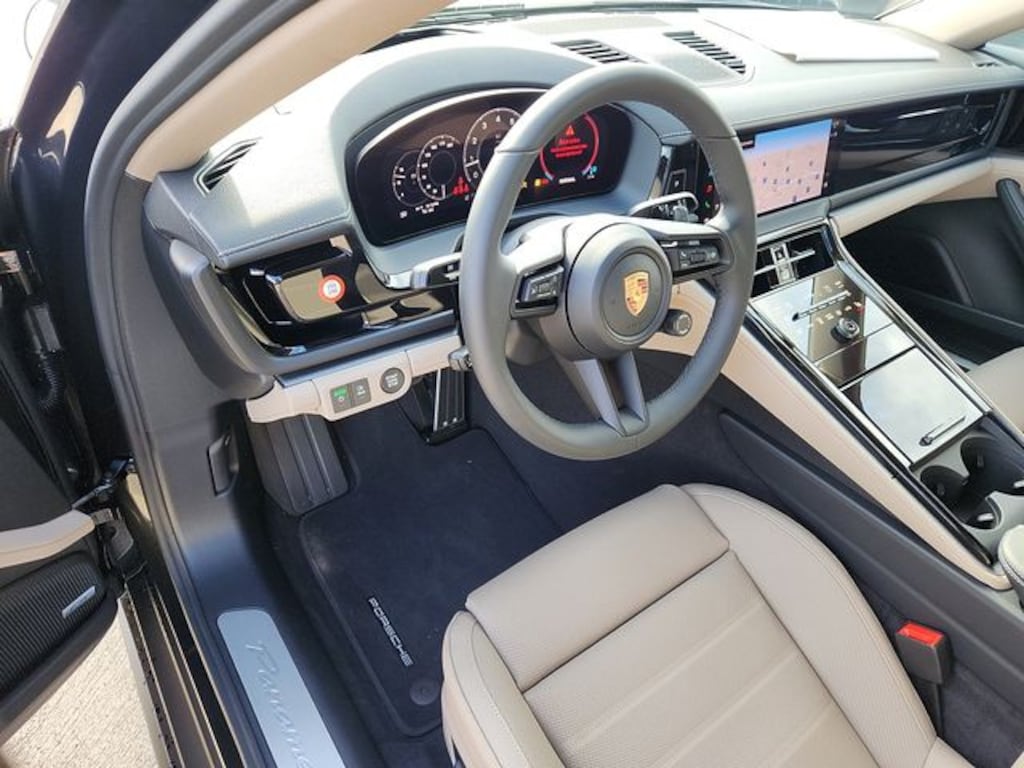 New 2026 Porsche Panamera 4 Hatchback